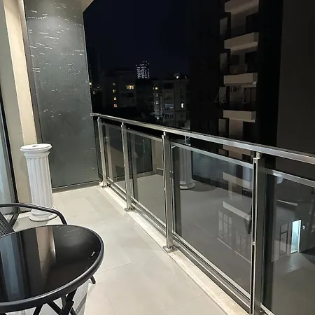 Lejlighed M's Apartment-cozy Getaway In The Heart Of The