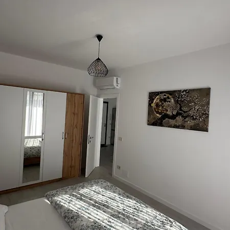 M's Apartment-cozy Getaway In The Heart Of The Apartamento Tirana