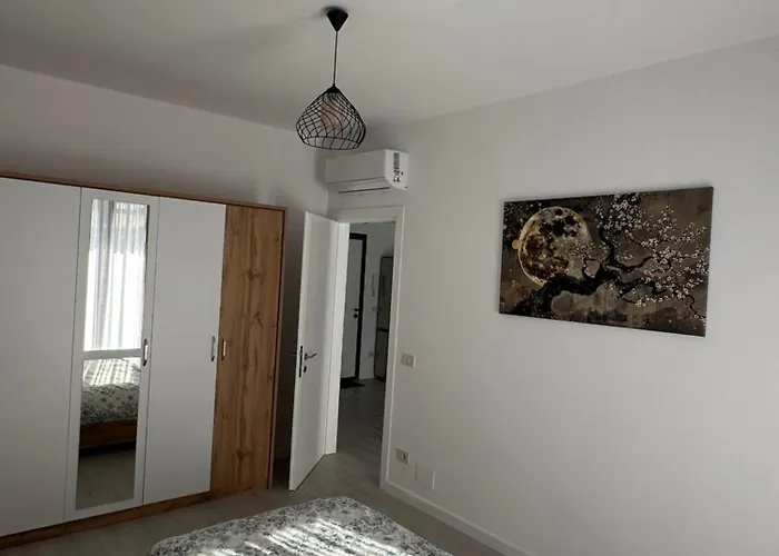 M's Apartment-cozy Getaway In The Heart Of The Apartamento Tirana